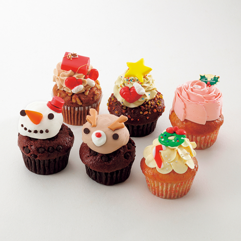 クリスマスカップケーキ