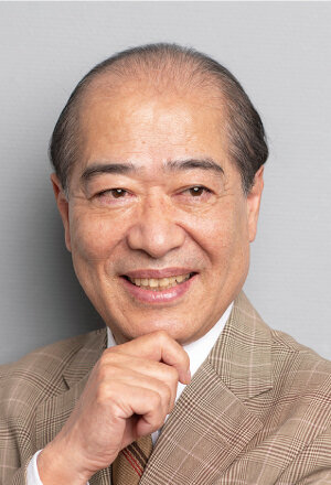 講師