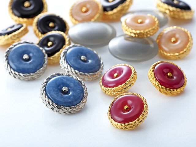 輸入服地バザール