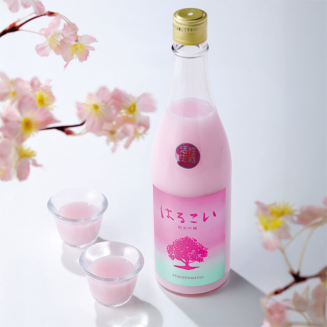 「新澤醸造店」 ●あたごのまつ はるこい 純米吟醸  （720ml）税込1,870円 （1.8L）税込3,190円 ※写真の商品 「蔵王酒造」 ●蔵王 純米吟醸 春茜 （720ml）税込1,782円 「一ノ蔵」 ●一ノ蔵 花笑む純米酒 （720ml）税込1,408円 【販売期間】 3月27日（木）～4月2日（水）  ■藤崎本館地下1階 和洋酒売場