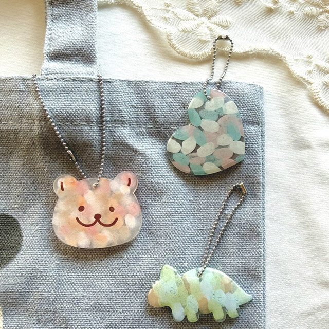 ゆびぺたキーホルダー