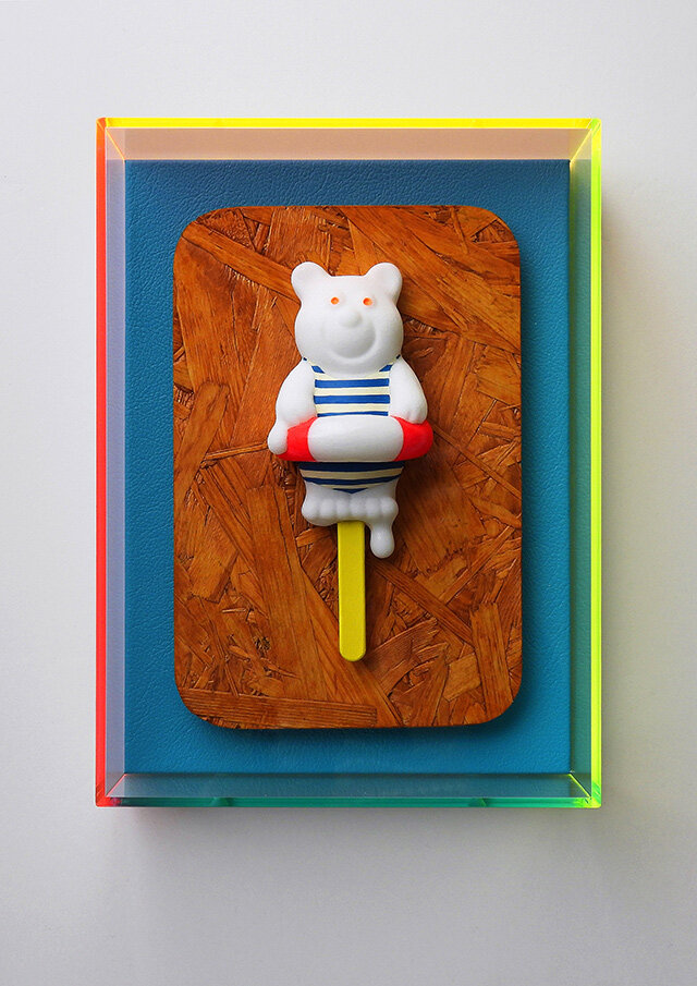 内田有　16.8×22.8×7.4cm 『cool it (xs) float』 税込110,000円