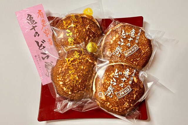 ・どら焼き （黒・白）各 税込431円　