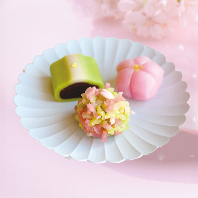 「甘春堂」季節上生菓子 （1個）