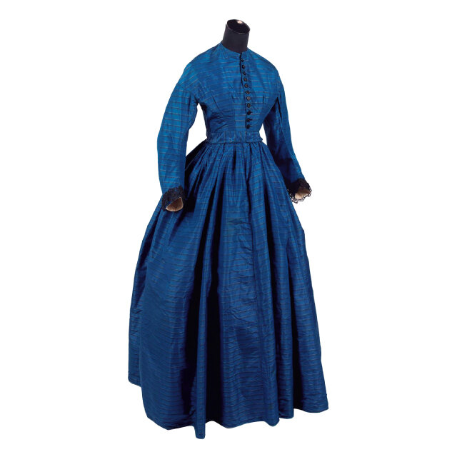 シルクドレス(1862年)