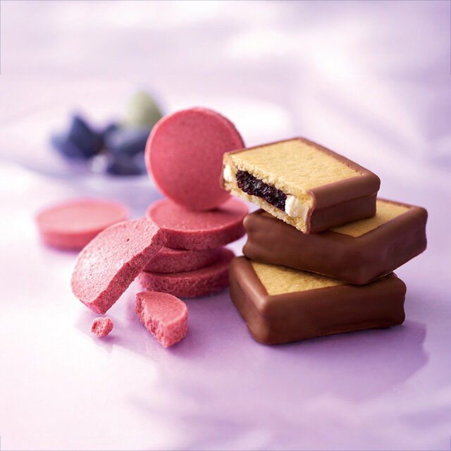 左：生チョコクッキー ハスカップ ／右：ハスカップジュエリー