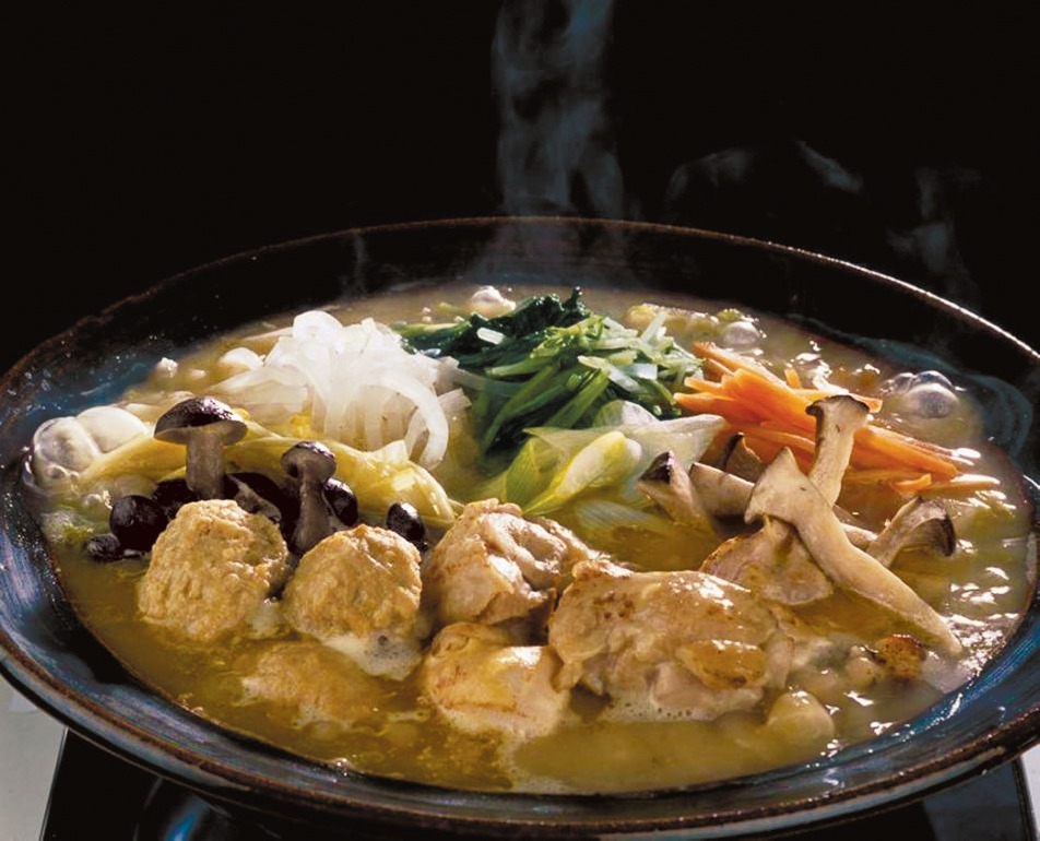 「日本料理 なだ万」 とり鍋セットの盛り付け例
