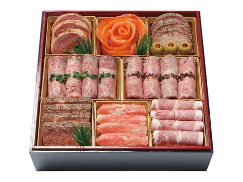 「京・料亭 わらびの里」 料亭の肉・海鮮オードブルおせち