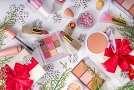 化粧品 Makeup